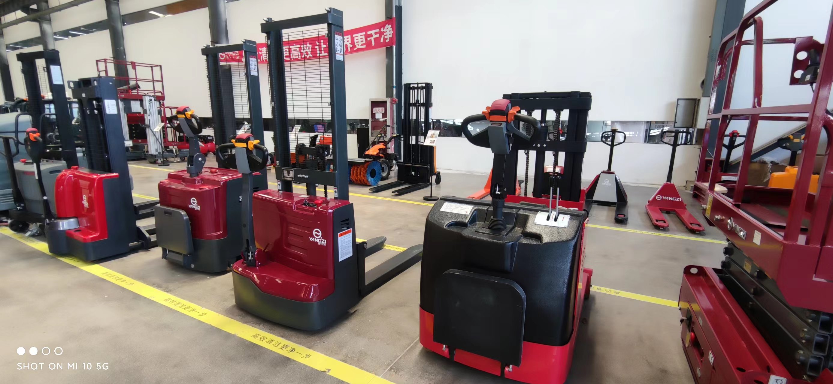 電動堆高車的啟動前準備工作有哪些？